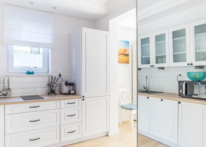 Turkusowa Ostoja بيت للعطل Łukęcin